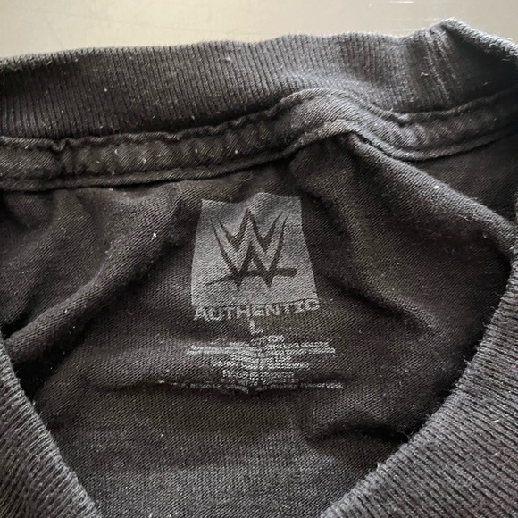 WWE authentic Daniel Bryan “yes” tshirt - Picture 3 of 4